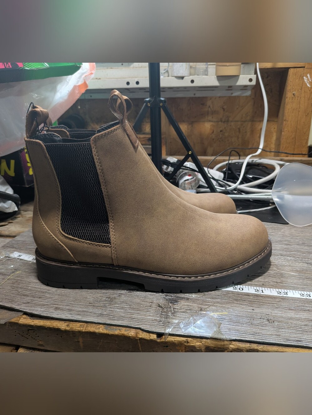 Portland Boot Company NEW Men's Casual Chelsea Boots in tan Size 11